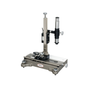 Deluxe Travelling Microscope DTM-142 featuring three-axis measurement system, achromatic optics, precision scale, and laboratory metrology applications.